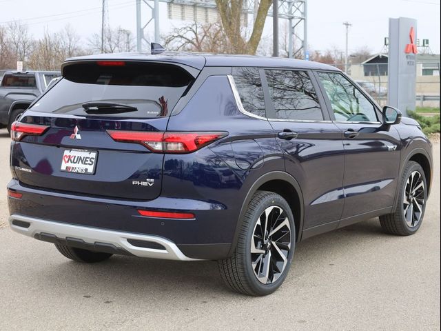 2024 Mitsubishi Outlander Plug-In Hybrid SE