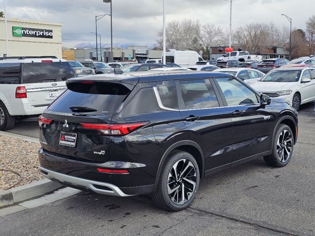 2024 Mitsubishi Outlander PHEV SE