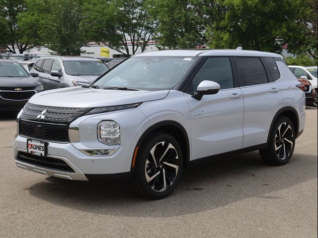 2024 Mitsubishi Outlander PHEV SE