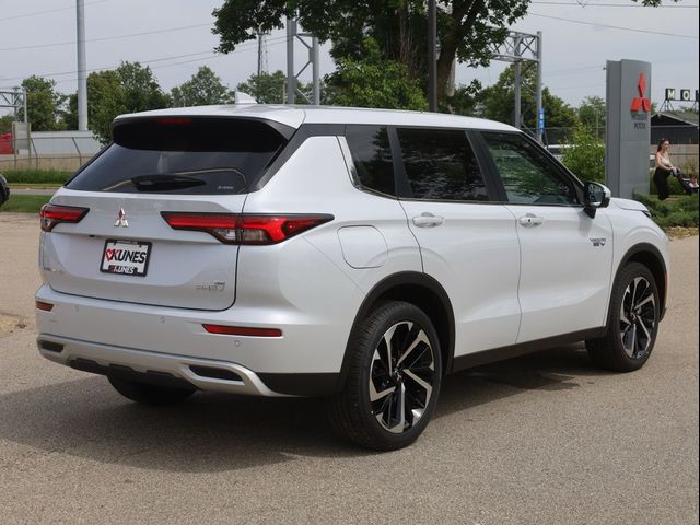 2024 Mitsubishi Outlander PHEV SE