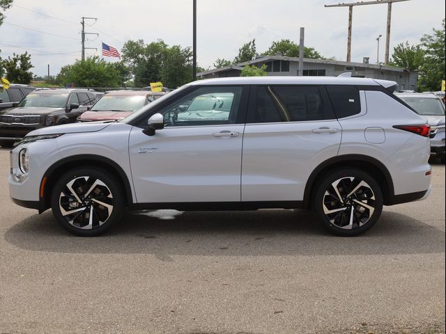 2024 Mitsubishi Outlander PHEV SE