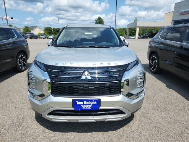 2024 Mitsubishi Outlander Plug-In Hybrid SE