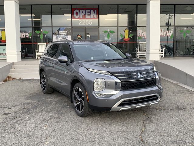 2024 Mitsubishi Outlander PHEV SE