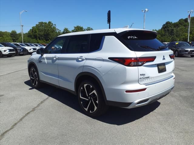 2024 Mitsubishi Outlander PHEV SE