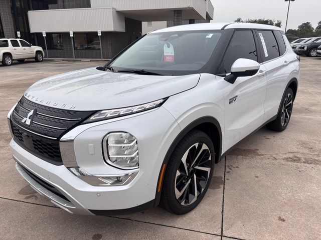 2024 Mitsubishi Outlander PHEV SE