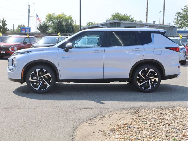 2024 Mitsubishi Outlander Plug-In Hybrid SE