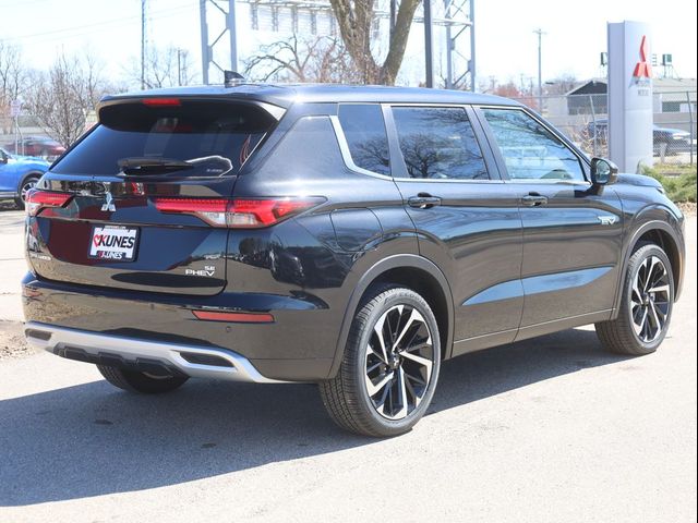 2024 Mitsubishi Outlander Plug-In Hybrid SE