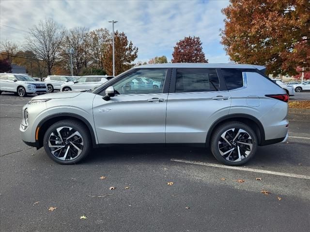 2024 Mitsubishi Outlander PHEV SE