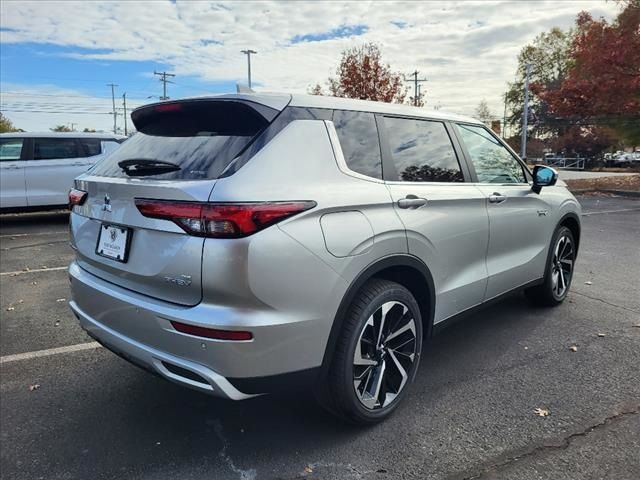 2024 Mitsubishi Outlander PHEV SE