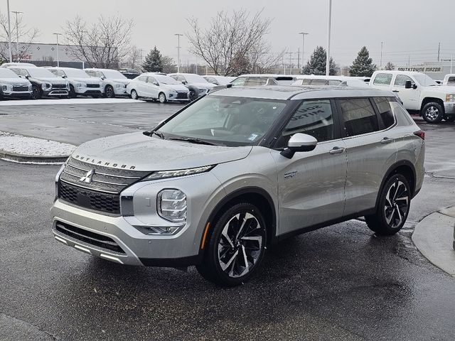 2024 Mitsubishi Outlander PHEV SE