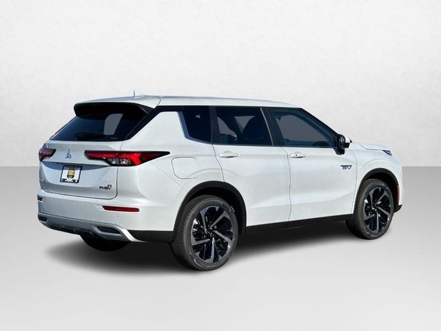 2024 Mitsubishi Outlander Plug-In Hybrid SE