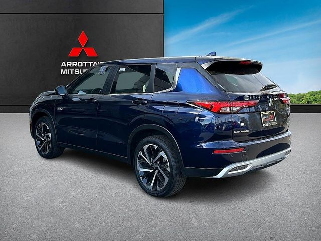 2024 Mitsubishi Outlander Plug-In Hybrid SE