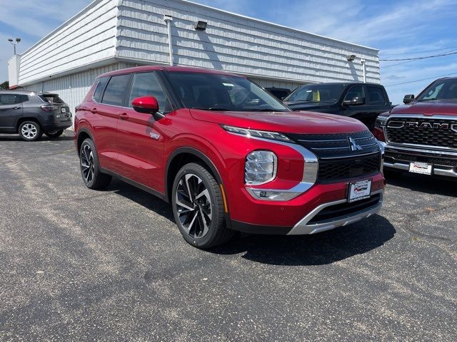 2024 Mitsubishi Outlander Plug-In Hybrid SE