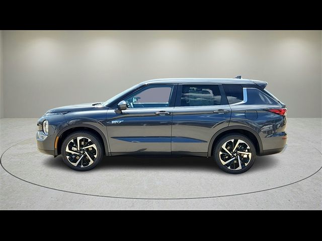 2024 Mitsubishi Outlander Plug-In Hybrid SE