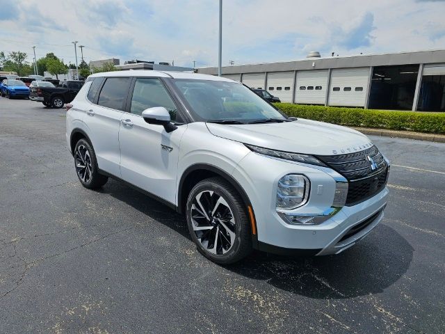 2024 Mitsubishi Outlander PHEV SE