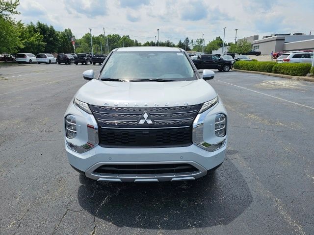 2024 Mitsubishi Outlander PHEV SE