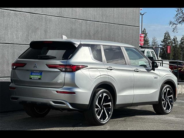 2024 Mitsubishi Outlander PHEV SE