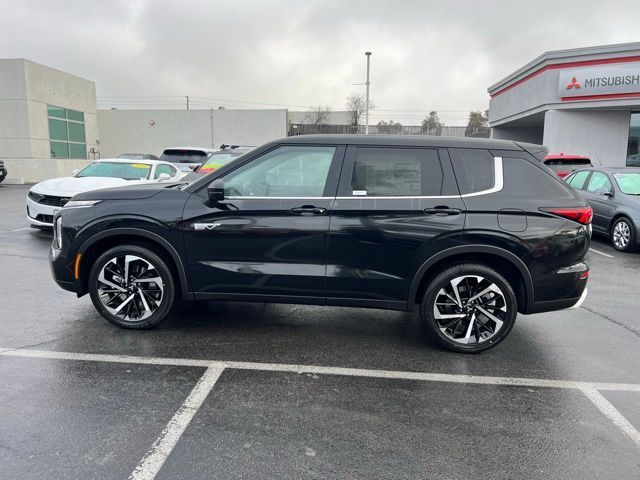 2024 Mitsubishi Outlander PHEV SE