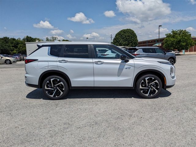 2024 Mitsubishi Outlander PHEV SE