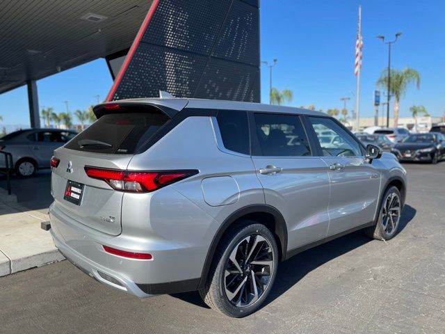 2024 Mitsubishi Outlander PHEV SE