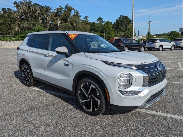 2024 Mitsubishi Outlander PHEV SE