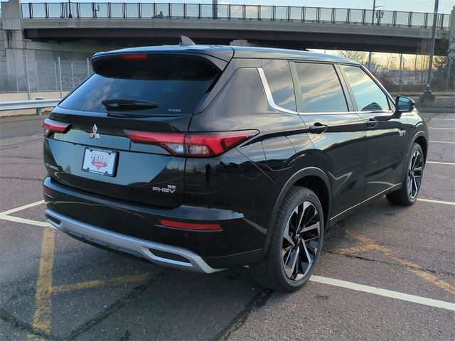 2024 Mitsubishi Outlander PHEV SE