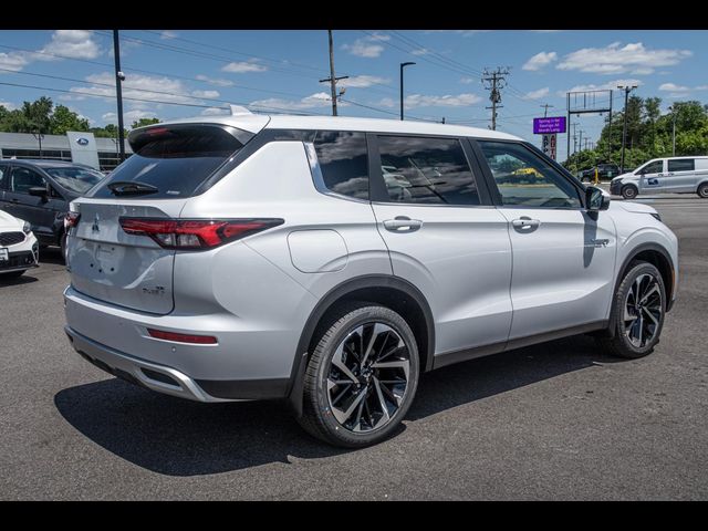 2024 Mitsubishi Outlander PHEV SE