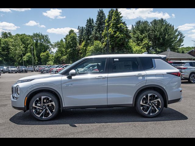 2024 Mitsubishi Outlander PHEV SE