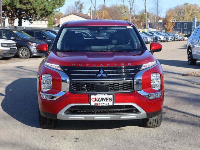 2024 Mitsubishi Outlander PHEV SE