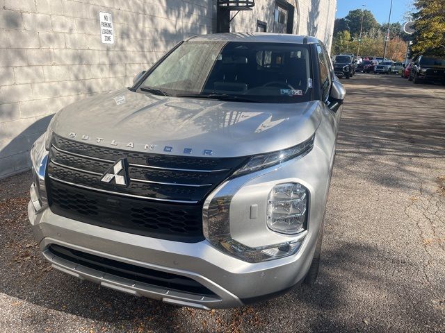 2024 Mitsubishi Outlander PHEV SE