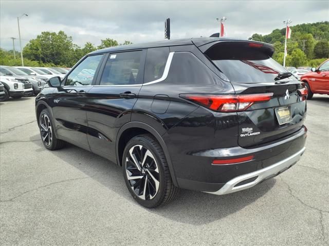 2024 Mitsubishi Outlander PHEV SE