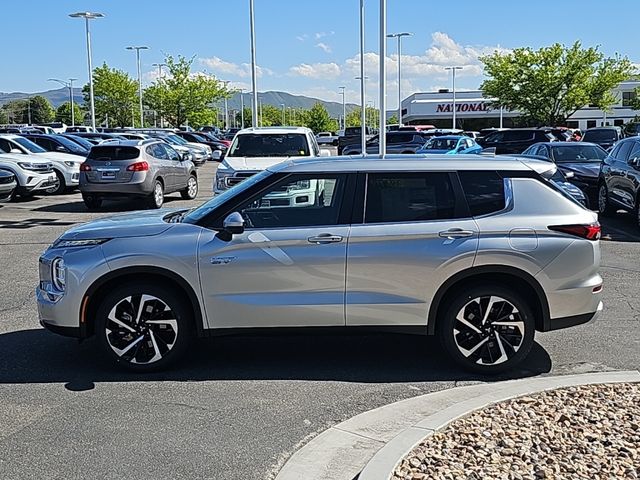 2024 Mitsubishi Outlander PHEV SE