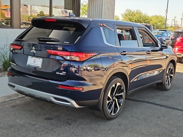 2024 Mitsubishi Outlander PHEV SE