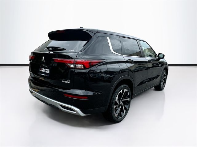 2024 Mitsubishi Outlander PHEV SE