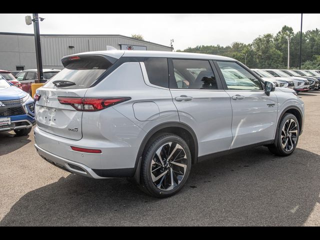 2024 Mitsubishi Outlander PHEV SE