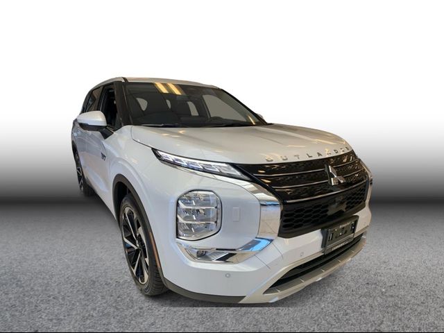 2024 Mitsubishi Outlander Plug-In Hybrid SE