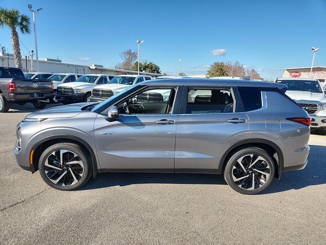 2024 Mitsubishi Outlander PHEV SE