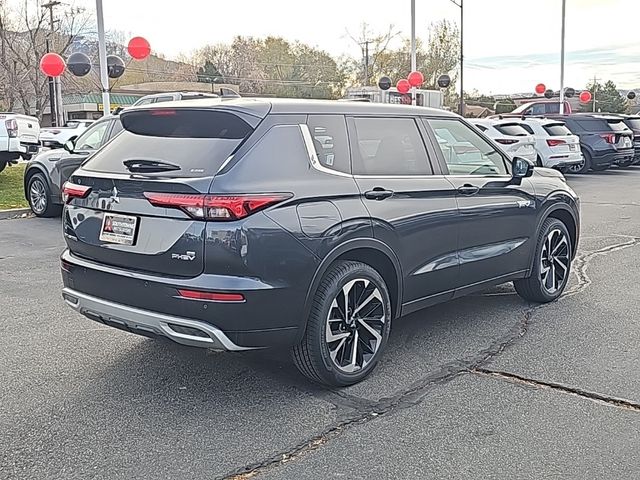 2024 Mitsubishi Outlander Plug-In Hybrid SE