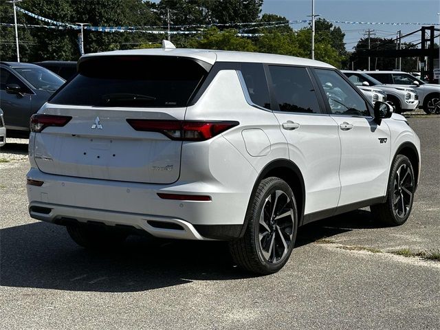 2024 Mitsubishi Outlander Plug-In Hybrid SE