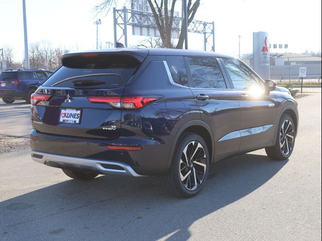 2024 Mitsubishi Outlander Plug-In Hybrid SE