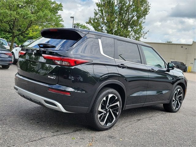 2024 Mitsubishi Outlander PHEV SE