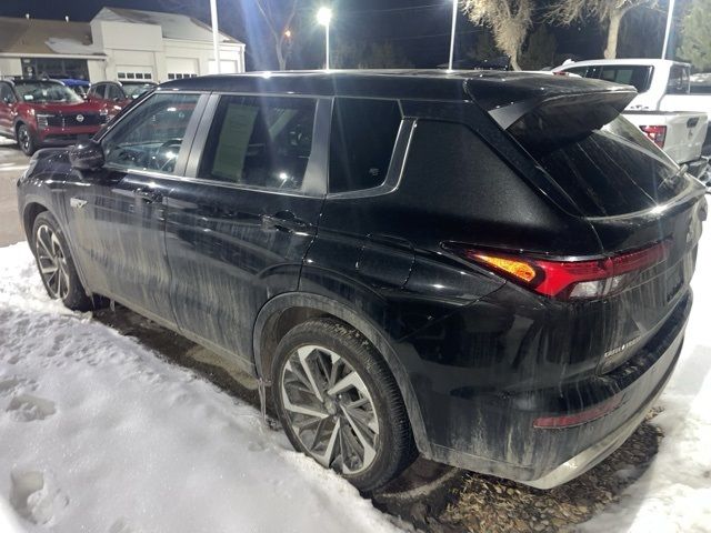 2024 Mitsubishi Outlander Plug-In Hybrid SE