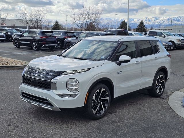 2024 Mitsubishi Outlander PHEV SE