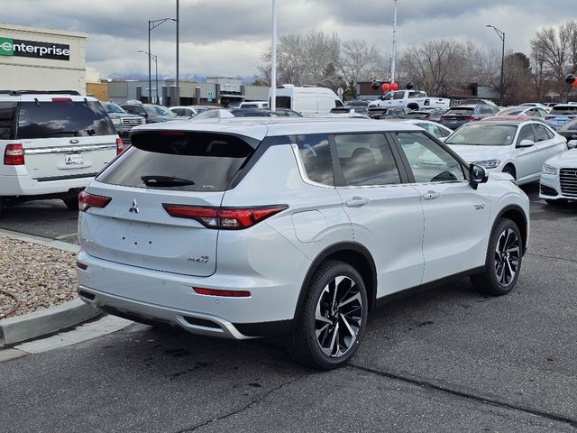 2024 Mitsubishi Outlander PHEV SE