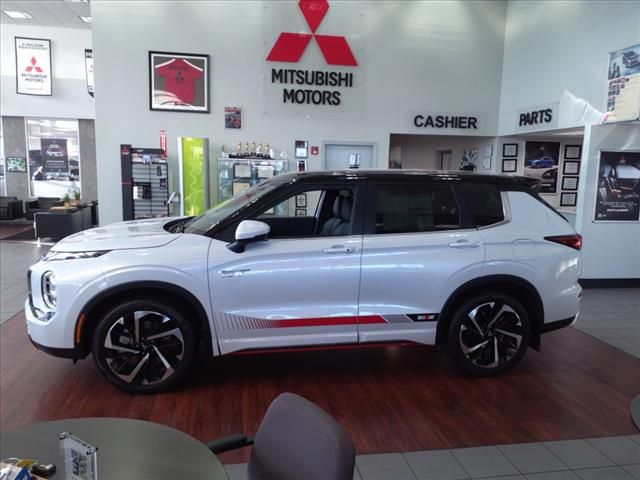 2024 Mitsubishi Outlander Plug-In Hybrid SE Ralliart