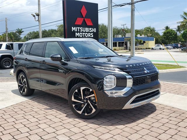 2024 Mitsubishi Outlander Plug-In Hybrid SEL