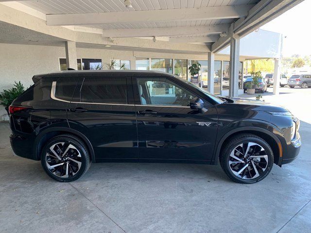 2024 Mitsubishi Outlander Plug-In Hybrid SEL