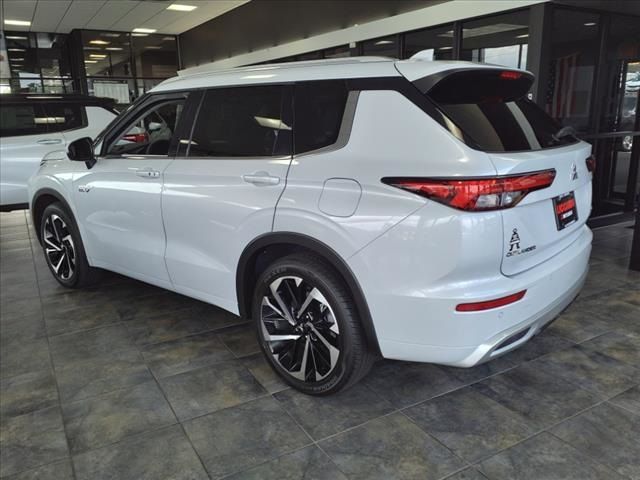 2024 Mitsubishi Outlander PHEV SEL