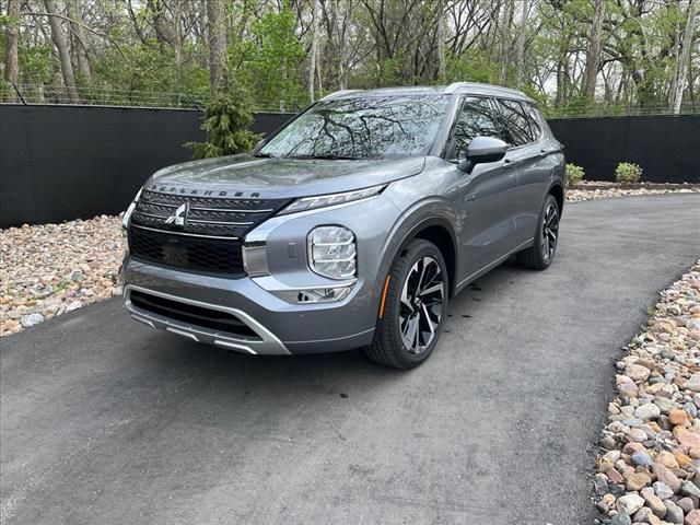 2024 Mitsubishi Outlander PHEV SEL