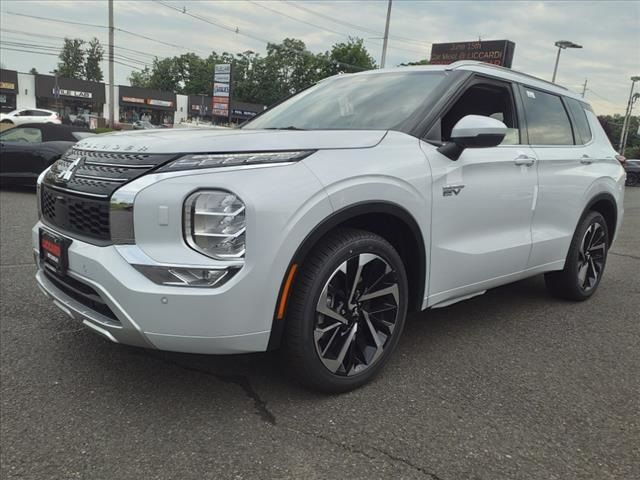 2024 Mitsubishi Outlander PHEV SEL